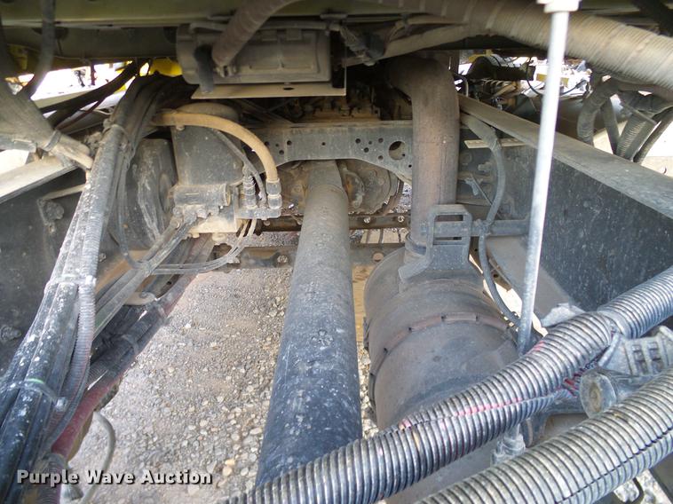 image for item DD1347 2012 International ProStar Plus semi truck