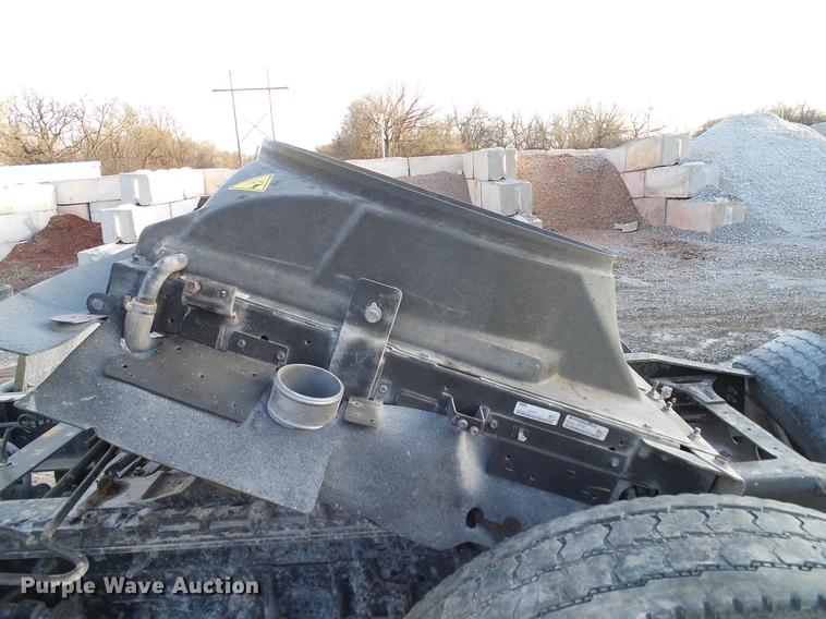 image for item DD1347 2012 International ProStar Plus semi truck