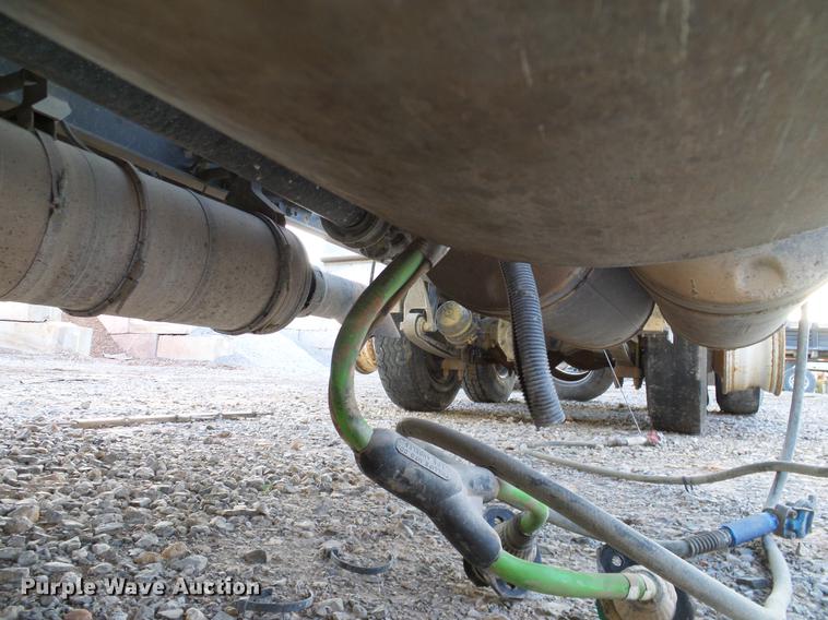 image for item DD1347 2012 International ProStar Plus semi truck