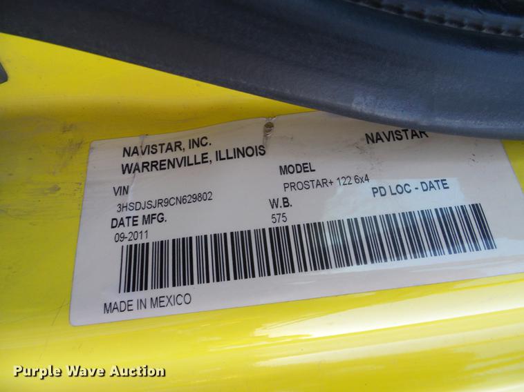 image for item DD1347 2012 International ProStar Plus semi truck