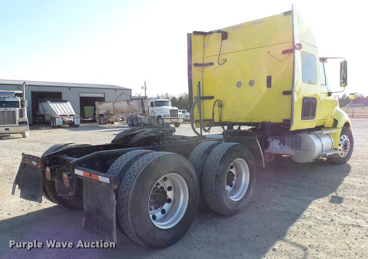 image for item DD1348 2012 International ProStar Plus semi truck