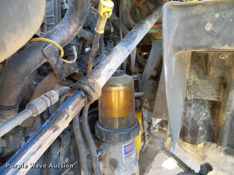 image for item DD1348 2012 International ProStar Plus semi truck