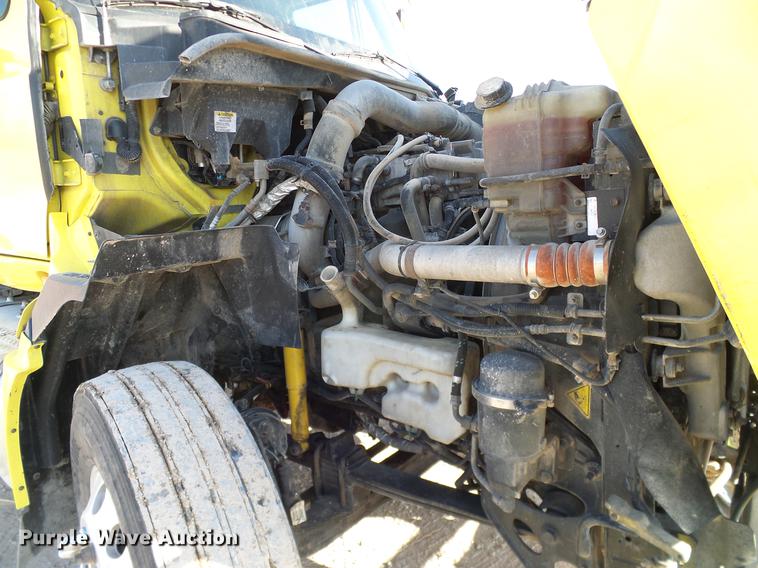 image for item DD1348 2012 International ProStar Plus semi truck