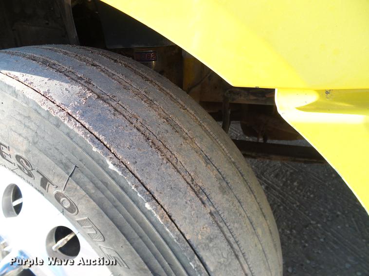 image for item DD1348 2012 International ProStar Plus semi truck