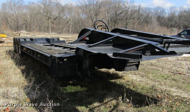 image for item DD2727 1971 Hyster low boy equipment trailer