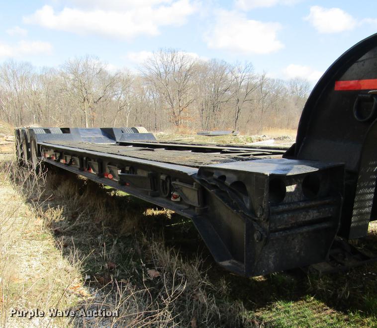 image for item DD2727 1971 Hyster low boy equipment trailer