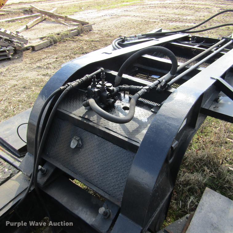 image for item DD2727 1971 Hyster low boy equipment trailer