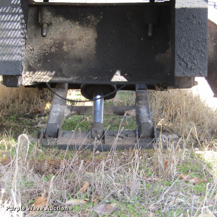 image for item DD2727 1971 Hyster low boy equipment trailer