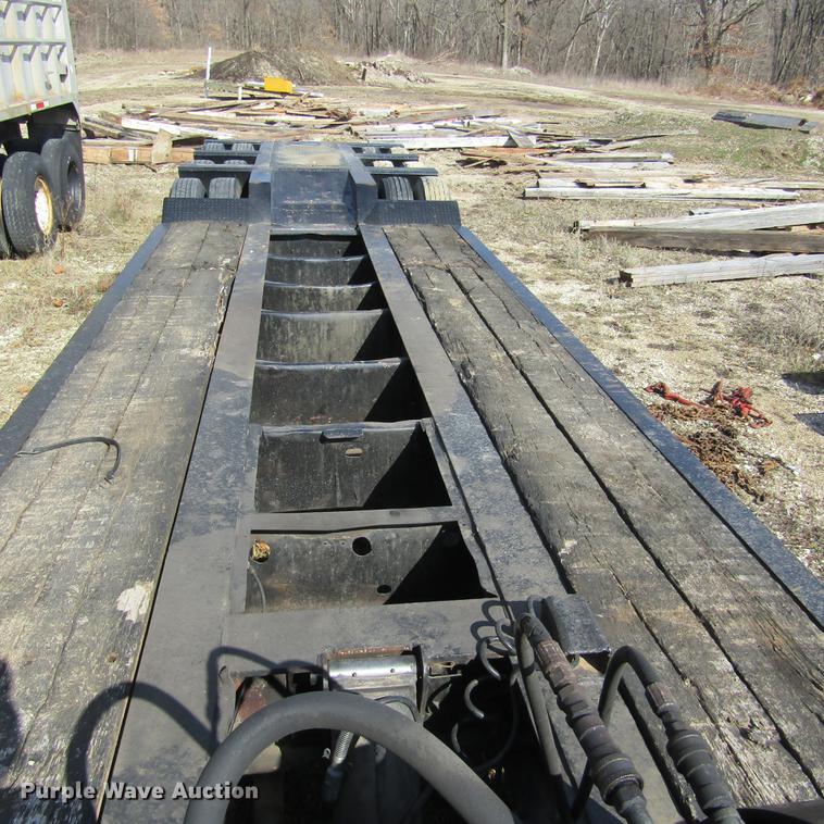 image for item DD2727 1971 Hyster low boy equipment trailer