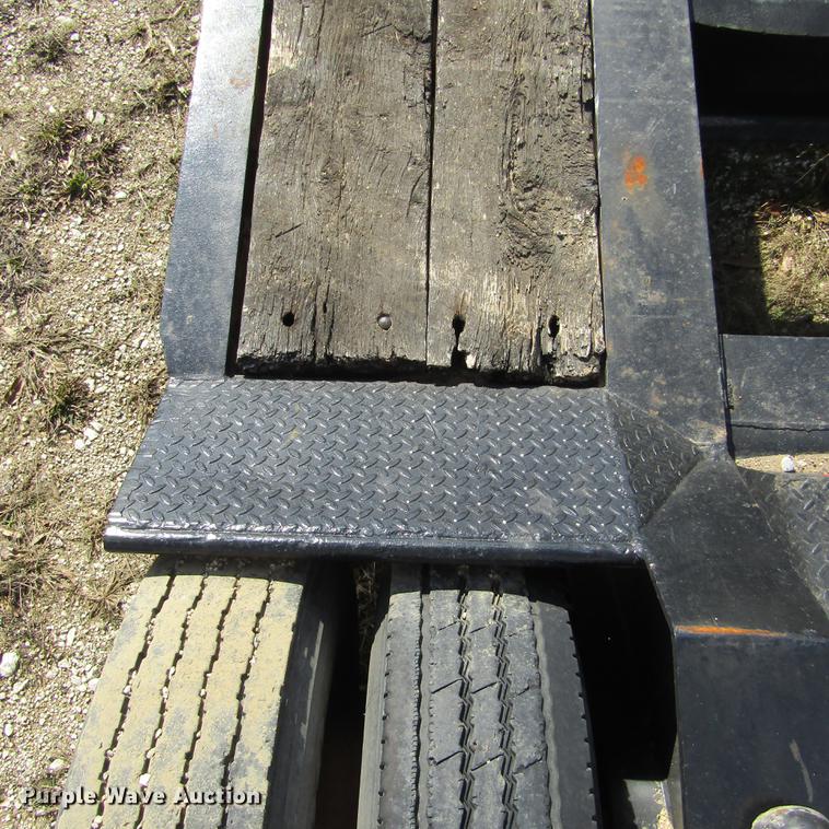 image for item DD2727 1971 Hyster low boy equipment trailer