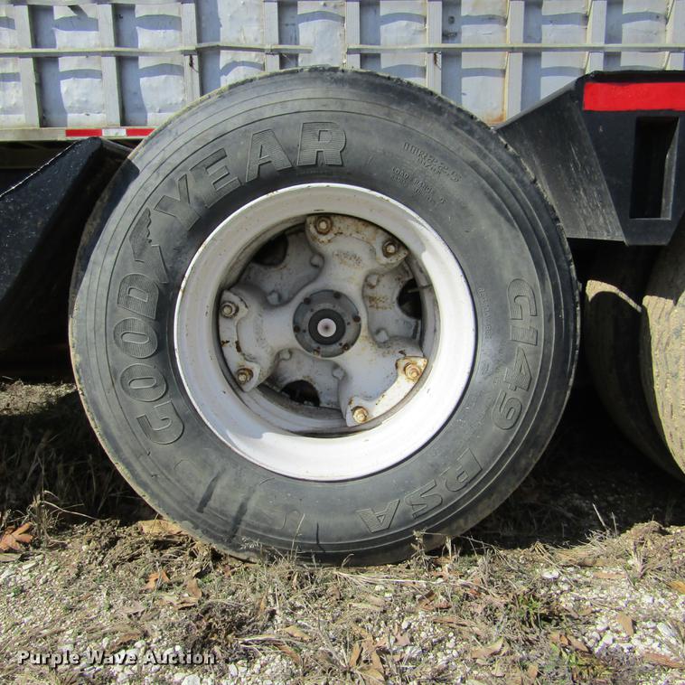 image for item DD2727 1971 Hyster low boy equipment trailer