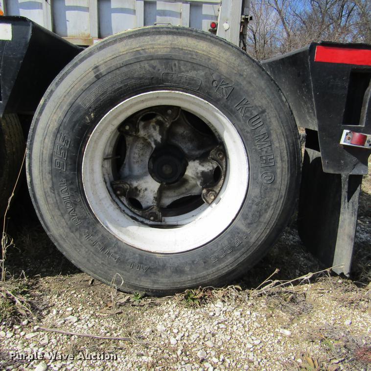 image for item DD2727 1971 Hyster low boy equipment trailer