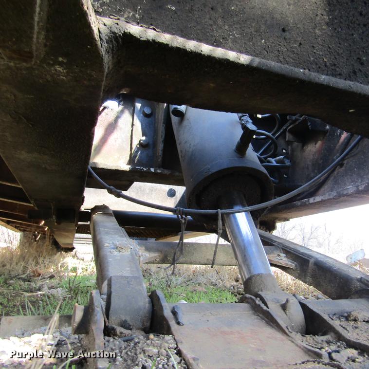 image for item DD2727 1971 Hyster low boy equipment trailer