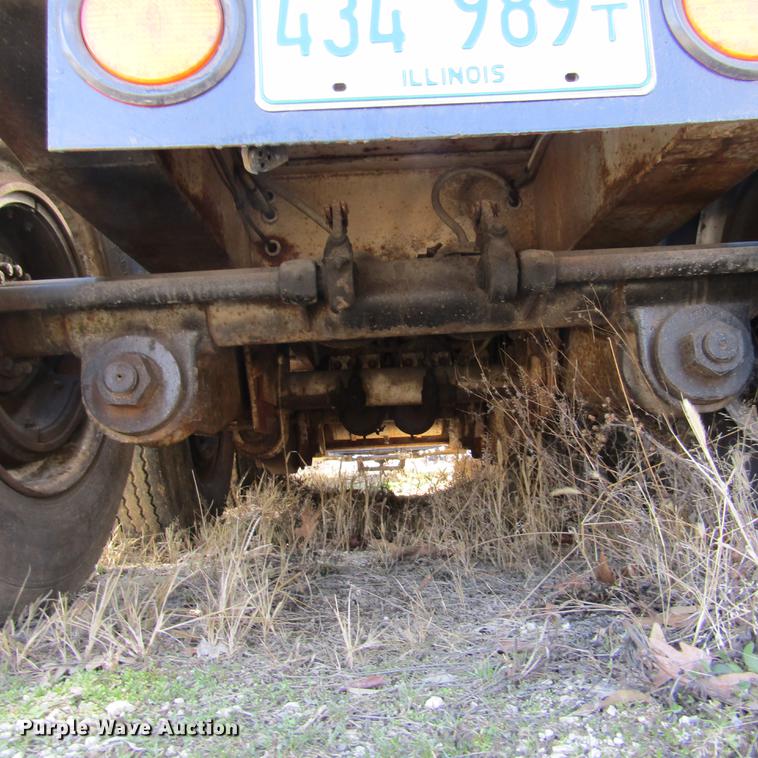 image for item DD2727 1971 Hyster low boy equipment trailer