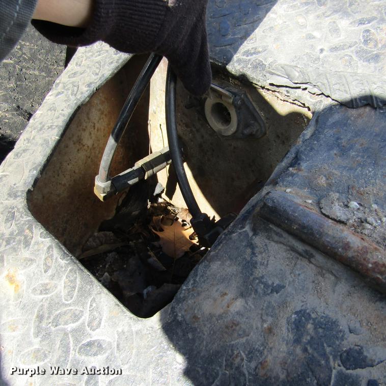 image for item DD2727 1971 Hyster low boy equipment trailer