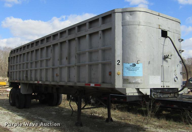 image for item DD2728 1972 Gilmore end dump trailer