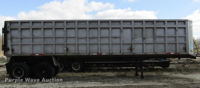 image for item DD2728 1972 Gilmore end dump trailer
