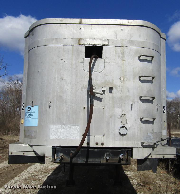 image for item DD2728 1972 Gilmore end dump trailer