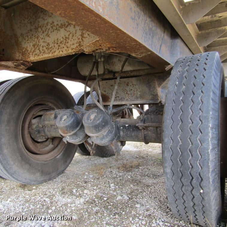 image for item DD2728 1972 Gilmore end dump trailer