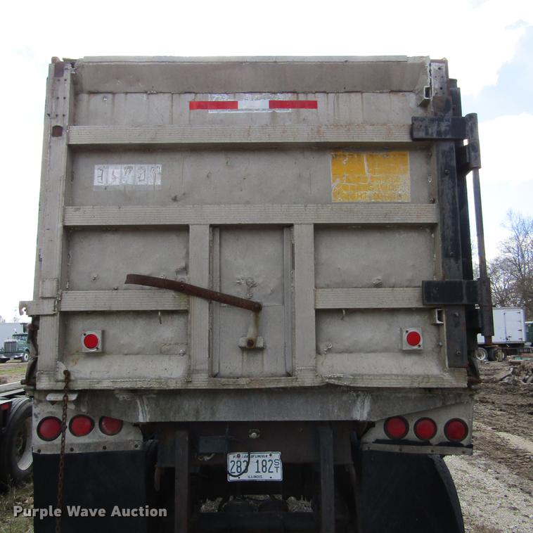 image for item DD2728 1972 Gilmore end dump trailer