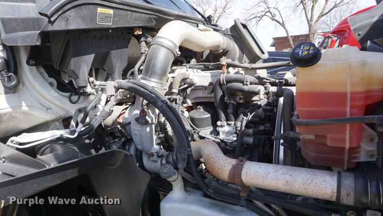 image for item DE3141 2013 International ProStar Plus semi truck