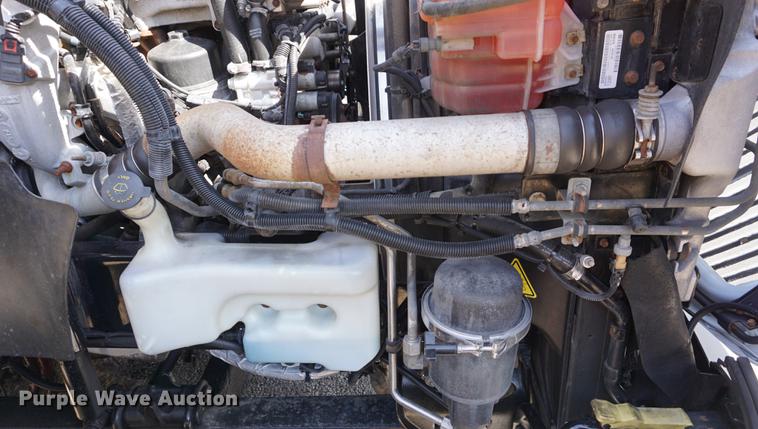 image for item DE3141 2013 International ProStar Plus semi truck