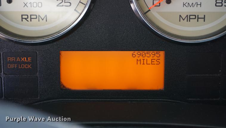 image for item DE3141 2013 International ProStar Plus semi truck