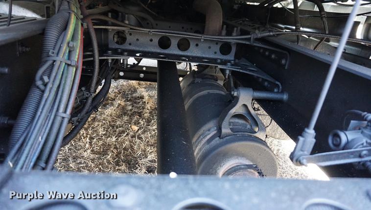 image for item DE3141 2013 International ProStar Plus semi truck