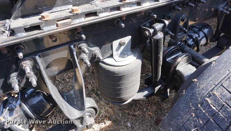 image for item DE3141 2013 International ProStar Plus semi truck