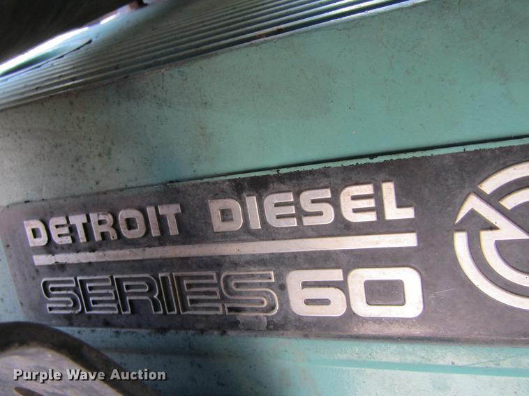 image for item DE6662 1999 Kenworth T600 semi truck