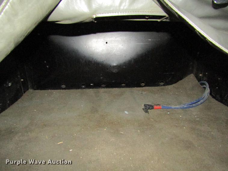 image for item DE6662 1999 Kenworth T600 semi truck