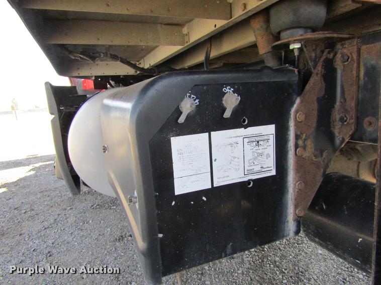 image for item DE6662 1999 Kenworth T600 semi truck