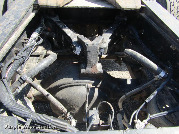 image for item DE6662 1999 Kenworth T600 semi truck