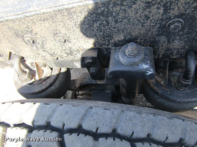 image for item DE6662 1999 Kenworth T600 semi truck