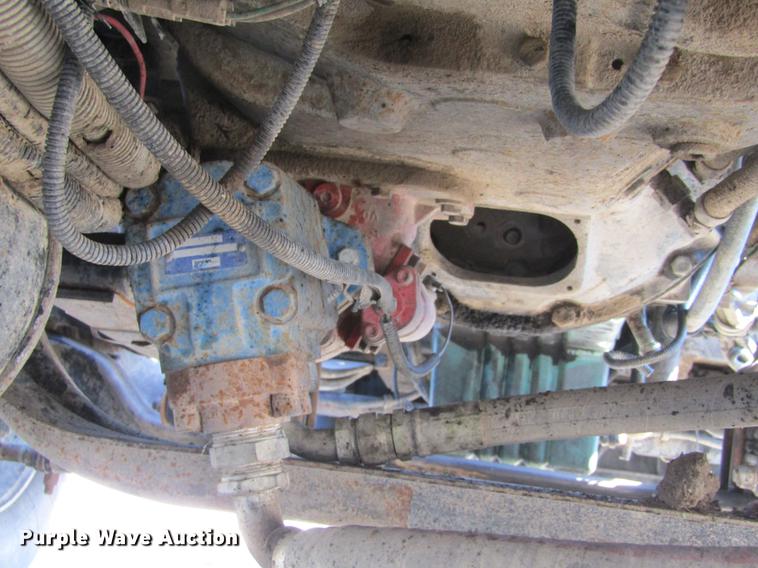 image for item DE6662 1999 Kenworth T600 semi truck