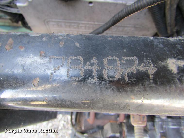 image for item DE6662 1999 Kenworth T600 semi truck