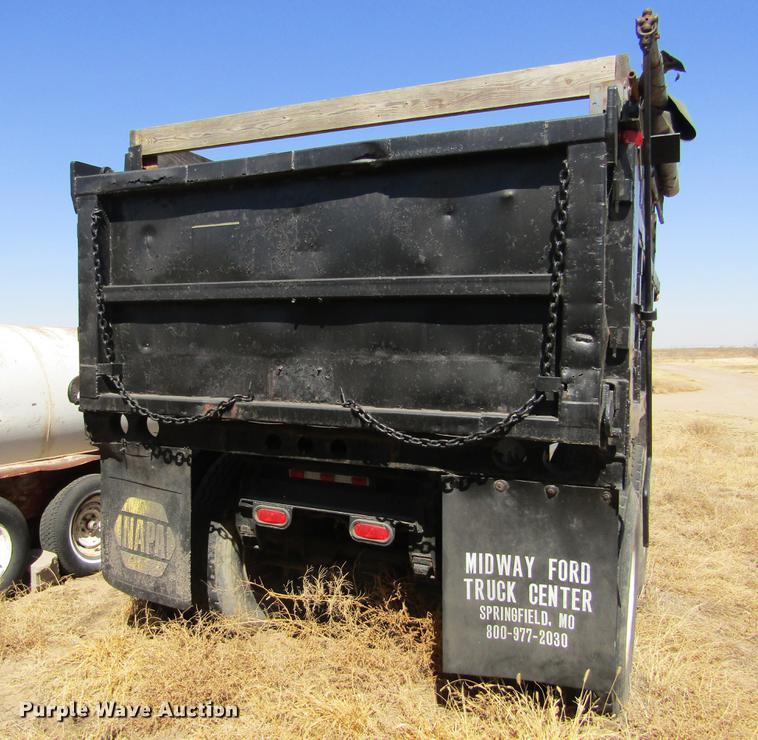 image for item DE6667 1971 Heil end dump trailer