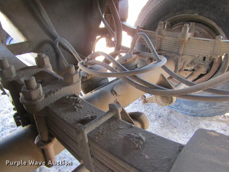 image for item DE6667 1971 Heil end dump trailer