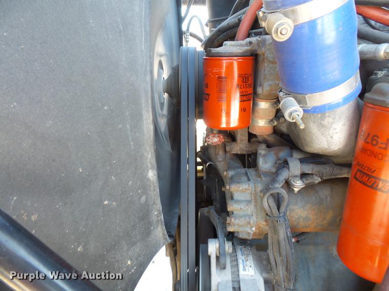 image for item DV9595 1993 Mack CH613 semi truck