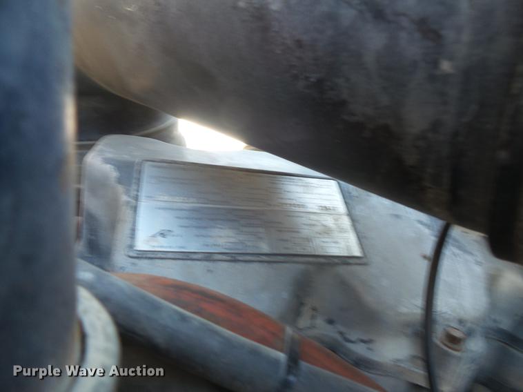 image for item DV9595 1993 Mack CH613 semi truck