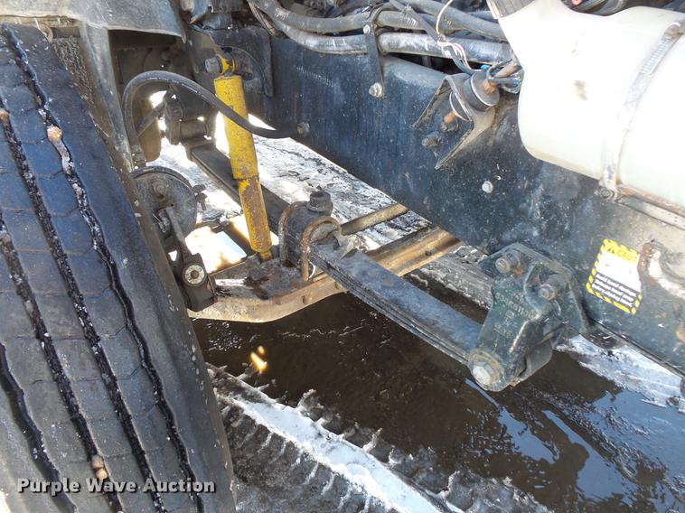 image for item DV9595 1993 Mack CH613 semi truck