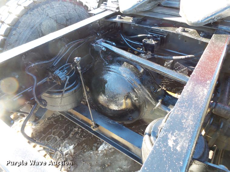 image for item DV9596 2005 Kenworth W900 semi truck