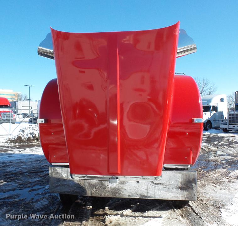 image for item DV9596 2005 Kenworth W900 semi truck