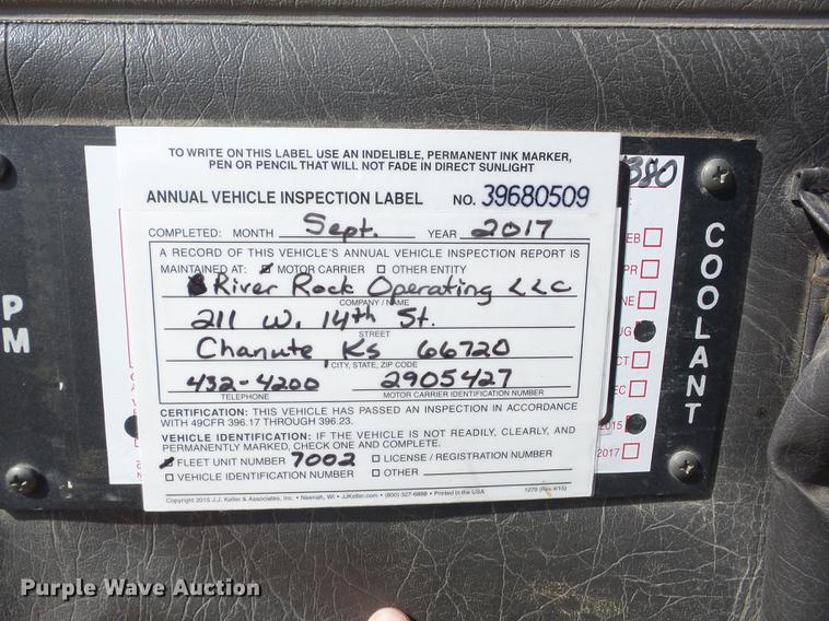 image for item K6278 1998 International 9100 flatbed truck