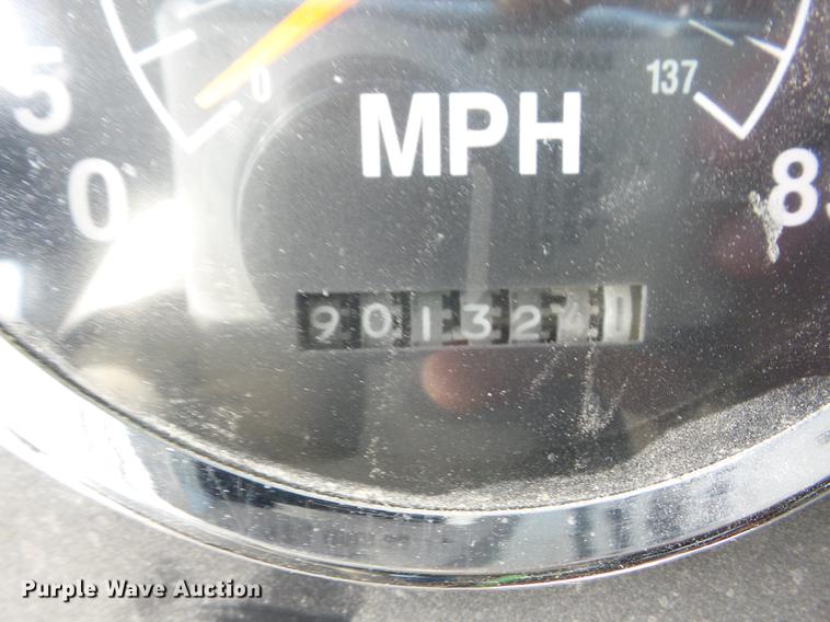 image for item K6278 1998 International 9100 flatbed truck