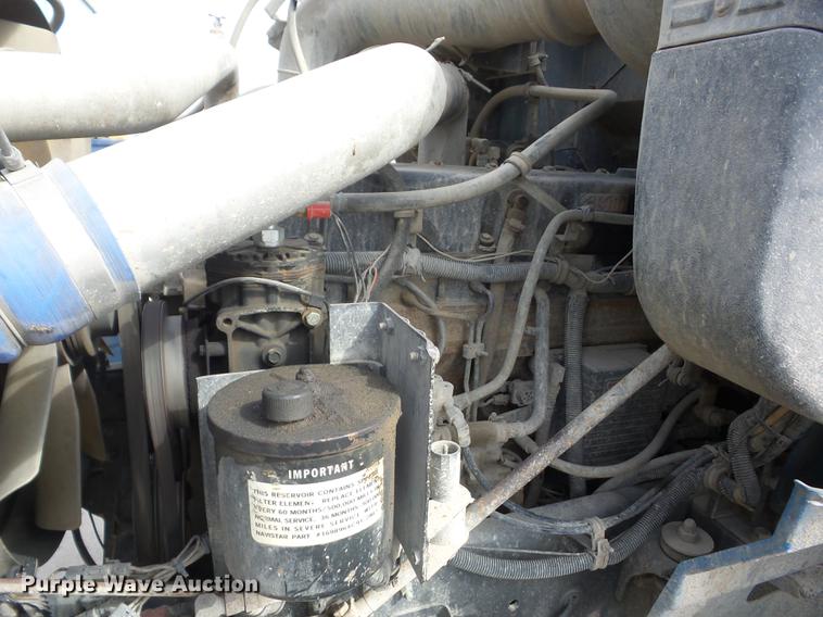 image for item K6278 1998 International 9100 flatbed truck