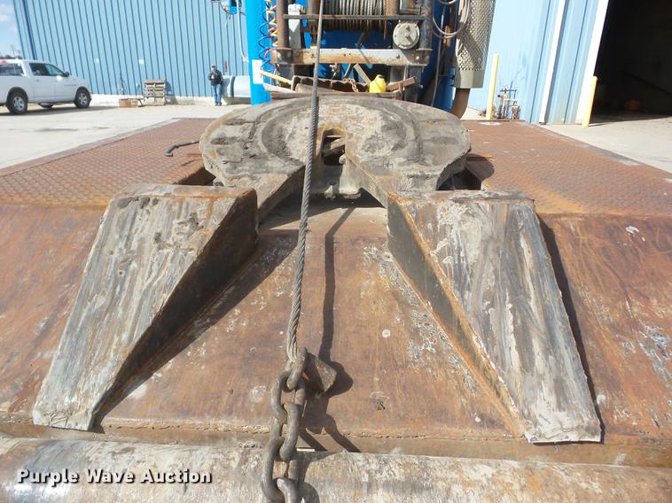 image for item K6278 1998 International 9100 flatbed truck