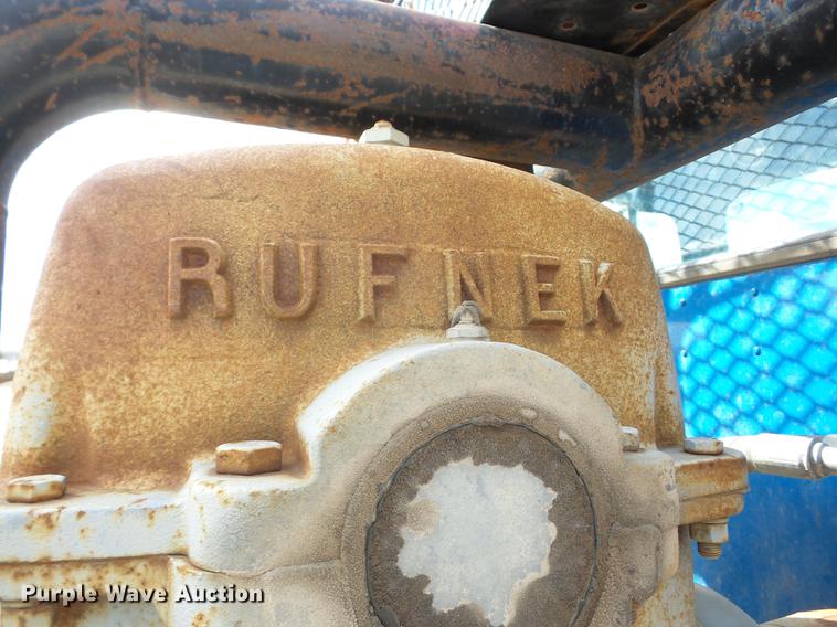 image for item K6278 1998 International 9100 flatbed truck