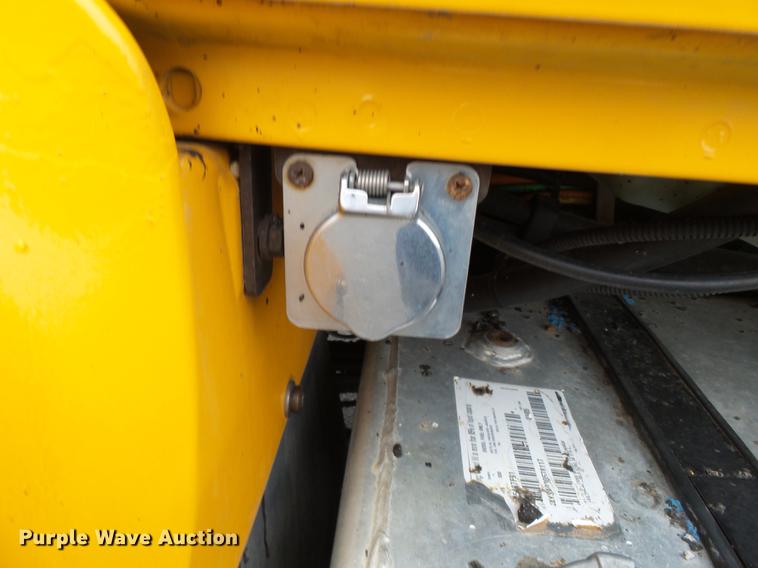 image for item DB7229 2006 International 7400 dump truck