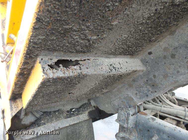 image for item DB7229 2006 International 7400 dump truck